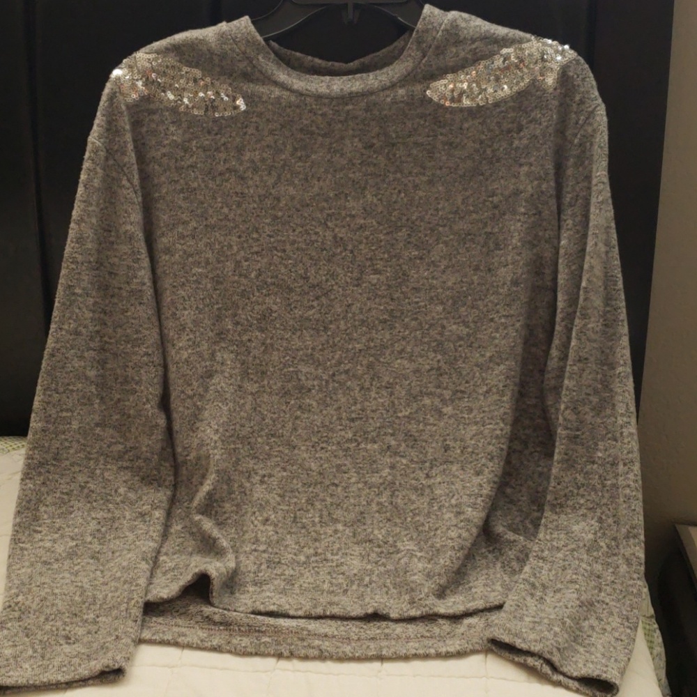 H&M long sleeve sweater.